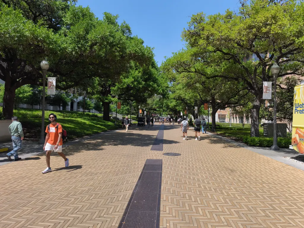 AustinUniversity02.webp