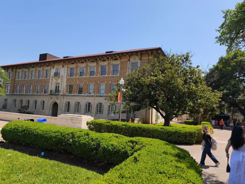 AustinUniversity04.webp