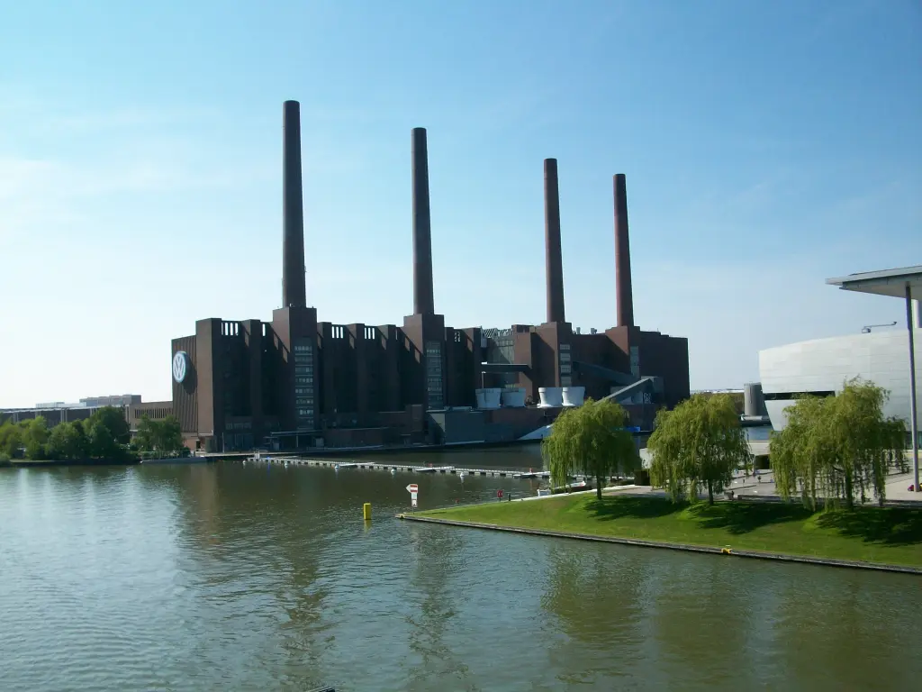 Wolfsburg_101_3796.webp